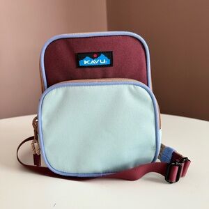 KAVU Pescadero Sling bag NWOT -Wanderland